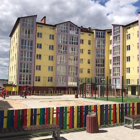 Абсолютно Новая Квартира-Студия В Жк Барский Zarvantsy Exterior photo